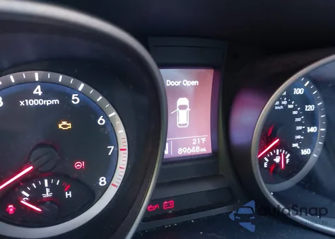 2015 Hyundai Santa Fe Sport 2.4L from USA, damaged, VIN 5XYZT3LBXFG247171